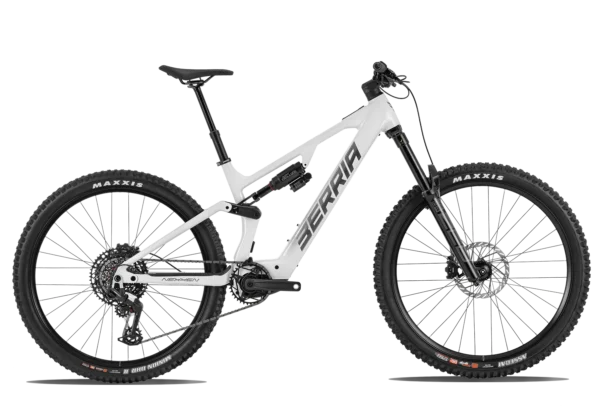Berria Nexxen PRO Fox Kashima
